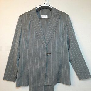 Bill Blass Womens Pinstripe Print Suit Grey - Jacket Size 14 / Pants Size 12